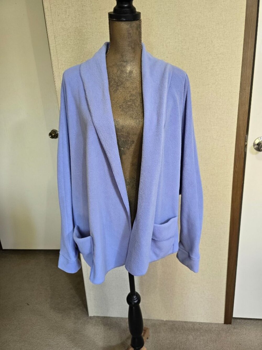 The Vermont Country Store OS Cardigan Lavender Purple Open Front Pockets Cozy